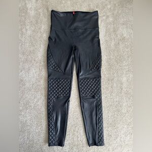 Spanx Women's Black Quilted Faux Leather Leggings Black Size Large 20248R EUC